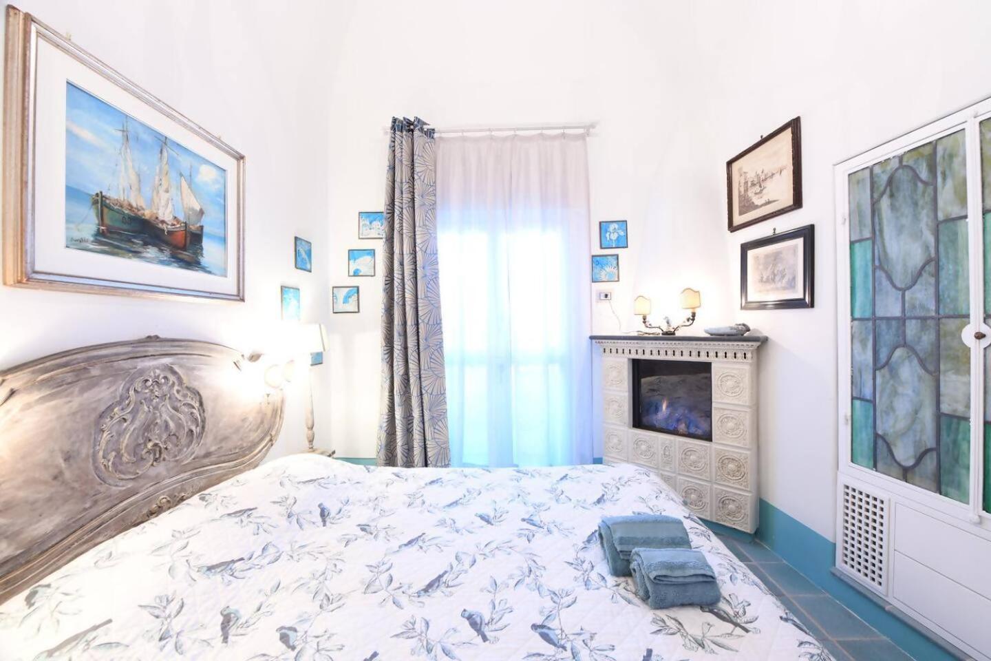 Perla Nel Blu Villa Affacciata Sul Mare Конка-дей-Марини Экстерьер фото
