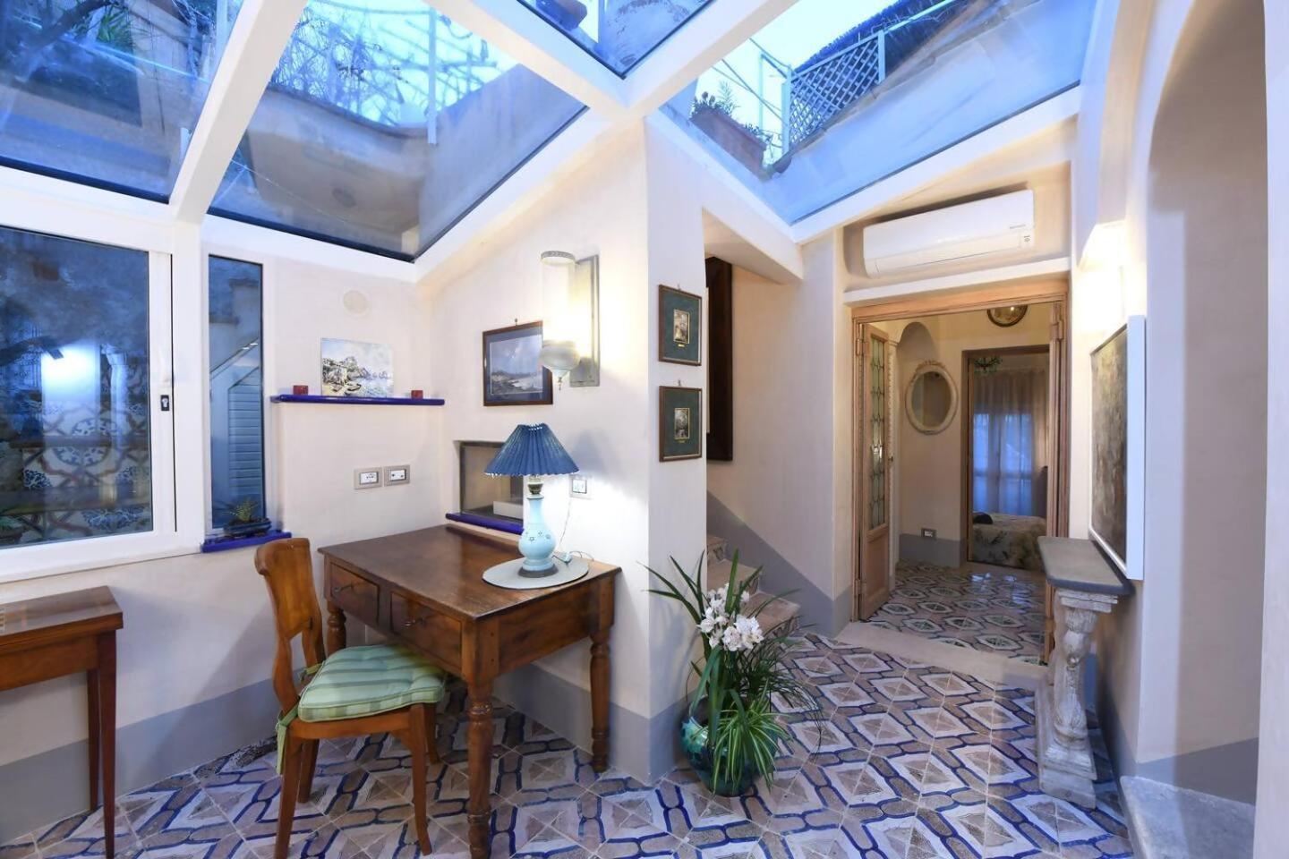 Perla Nel Blu Villa Affacciata Sul Mare Конка-дей-Марини Экстерьер фото