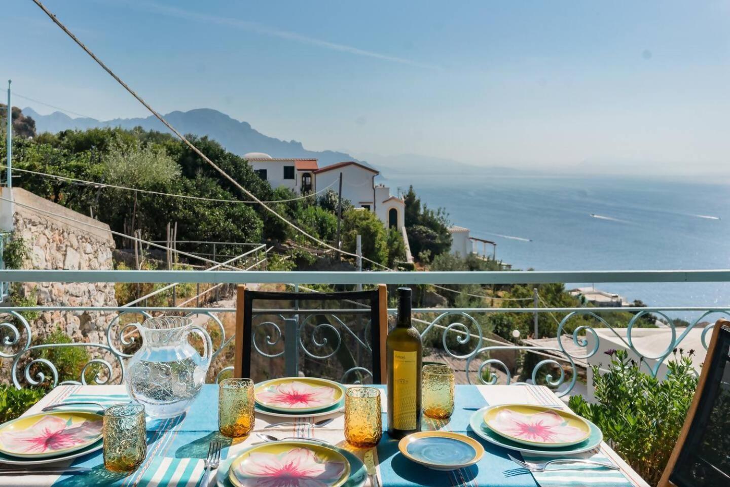 Perla Nel Blu Villa Affacciata Sul Mare Конка-дей-Марини Экстерьер фото