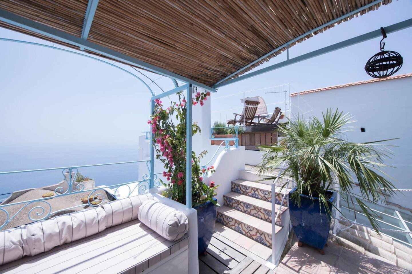 Perla Nel Blu Villa Affacciata Sul Mare Конка-дей-Марини Экстерьер фото